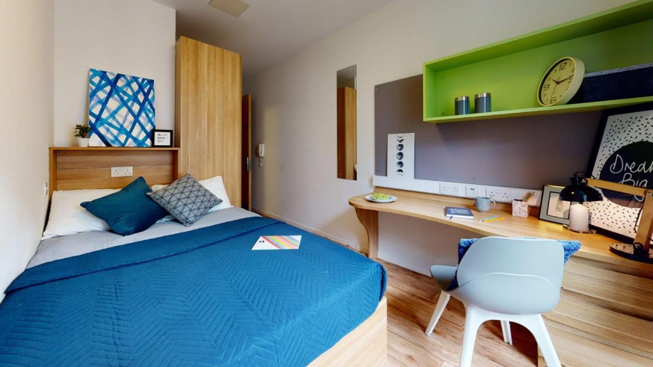 Sterling Court In Wembley Londra Dış mekan fotoğraf